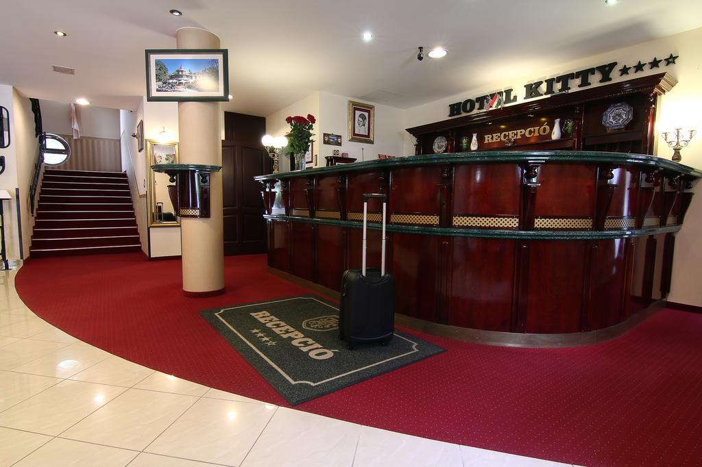 Hotel Kitty Miskolc Exterior photo